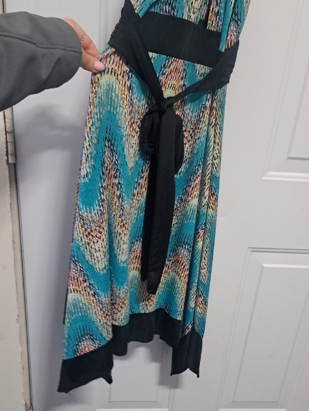 Multicolor Zigzag Pattern Dress - Picture 5 of 6